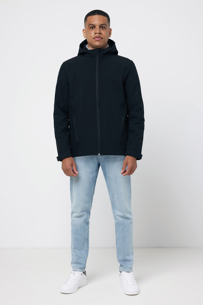 IQONIQ Makalu men recycled polyester soft shell jacket
