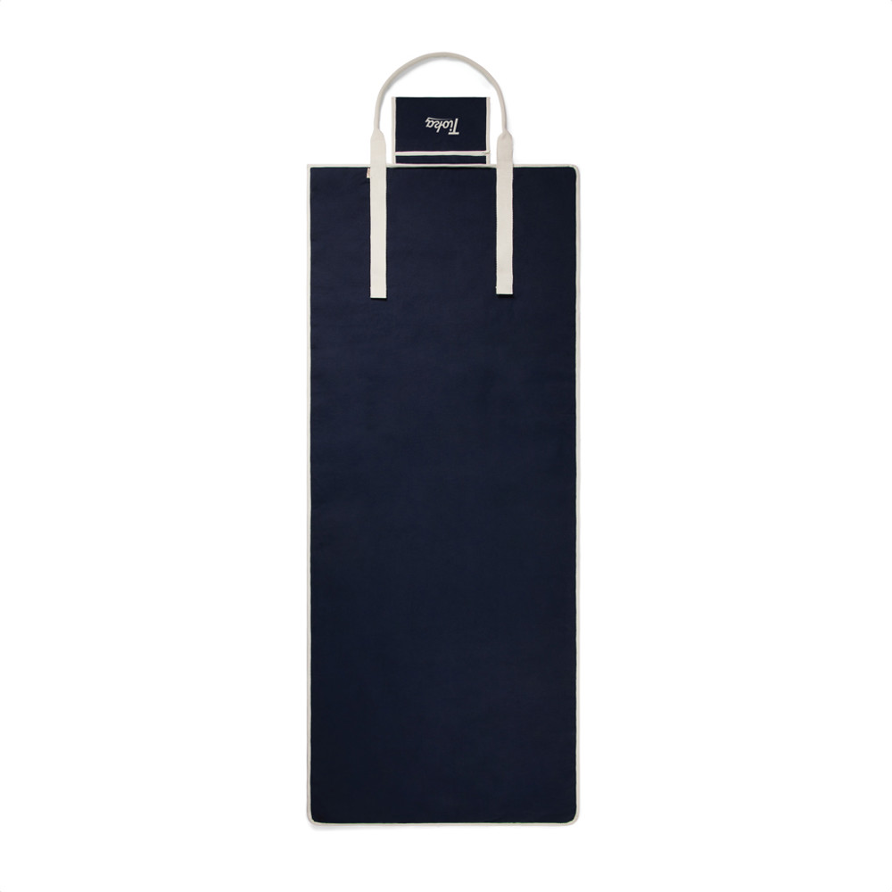 VINGA Volonne AWARE™ recycled canvas beach mat