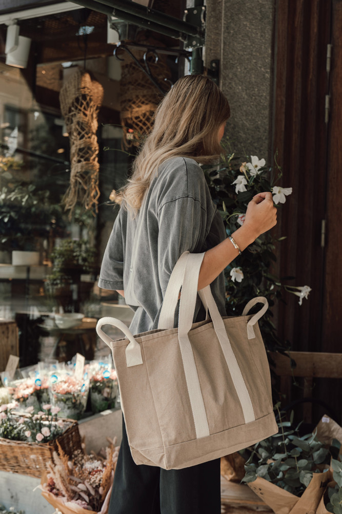 BEAU AWARE™ Beach bag 400gsm recycled canvas, with side hand