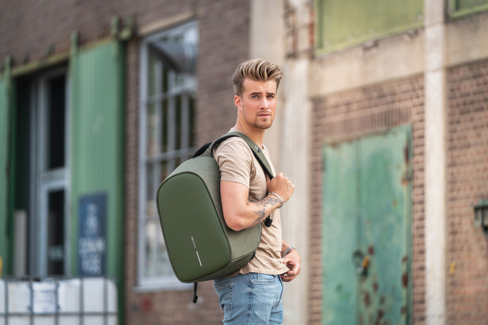 Bobby Hero Regular, Anti-theft backpack