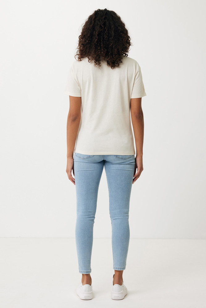 IQONIQ Yala women lightweight recycled cotton t-shirt