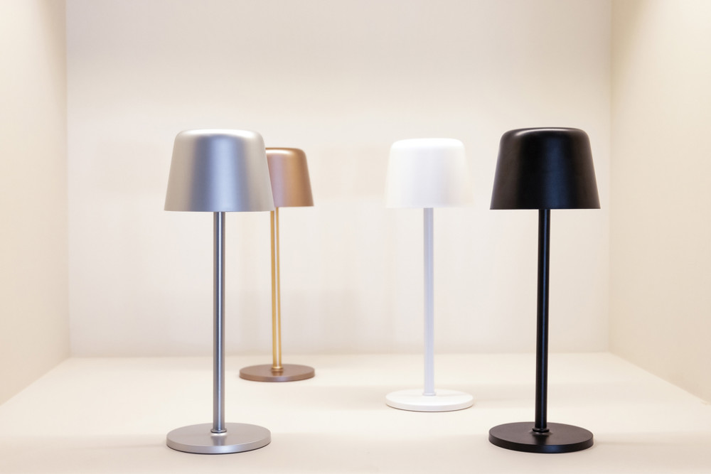 Zenic RCS recycled plastic USB re-chargable table lamp