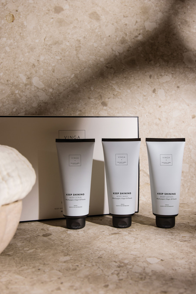 VINGA x TGL body care gift set