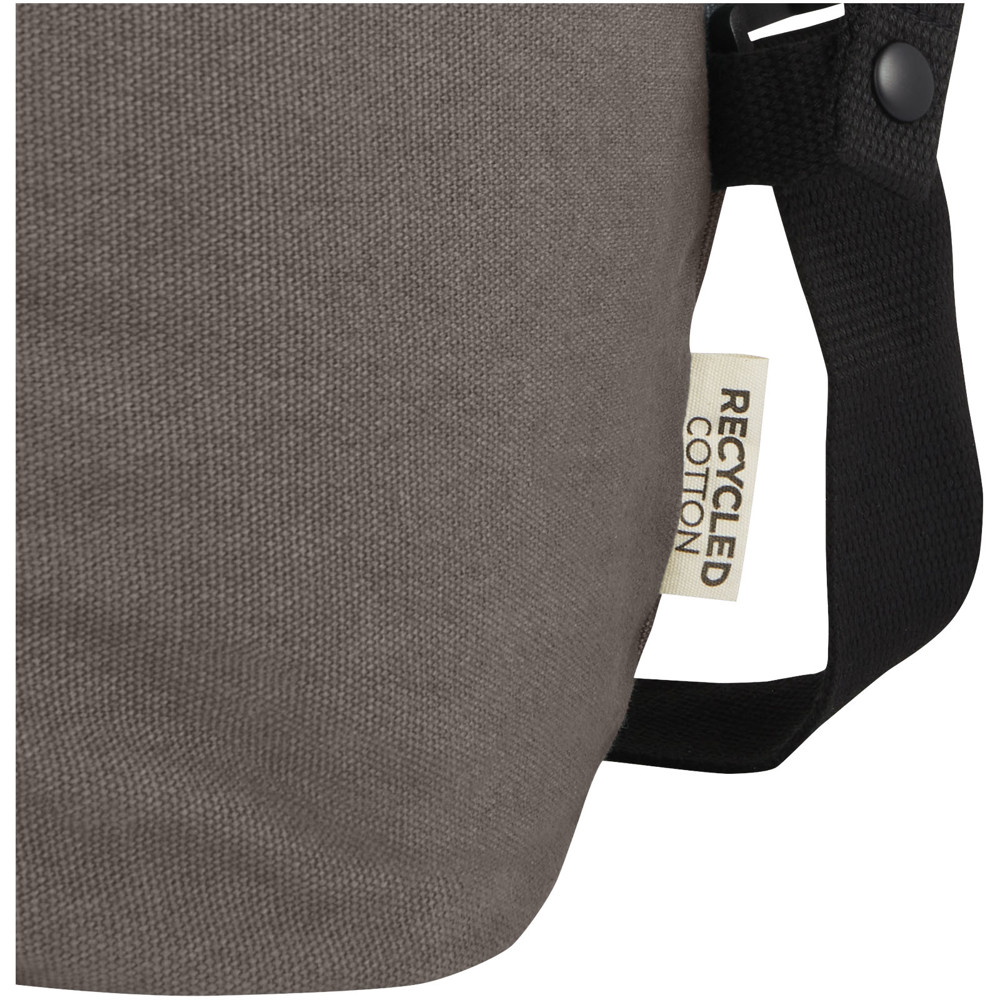 Joey GRS recycled canvas sports duffel bag 25L