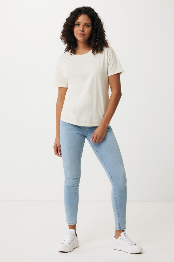 IQONIQ Yala women lightweight recycled cotton t-shirt