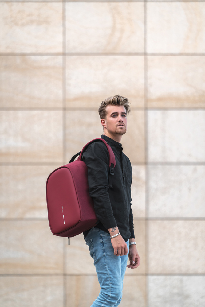 Bobby Hero Regular, Anti-theft backpack