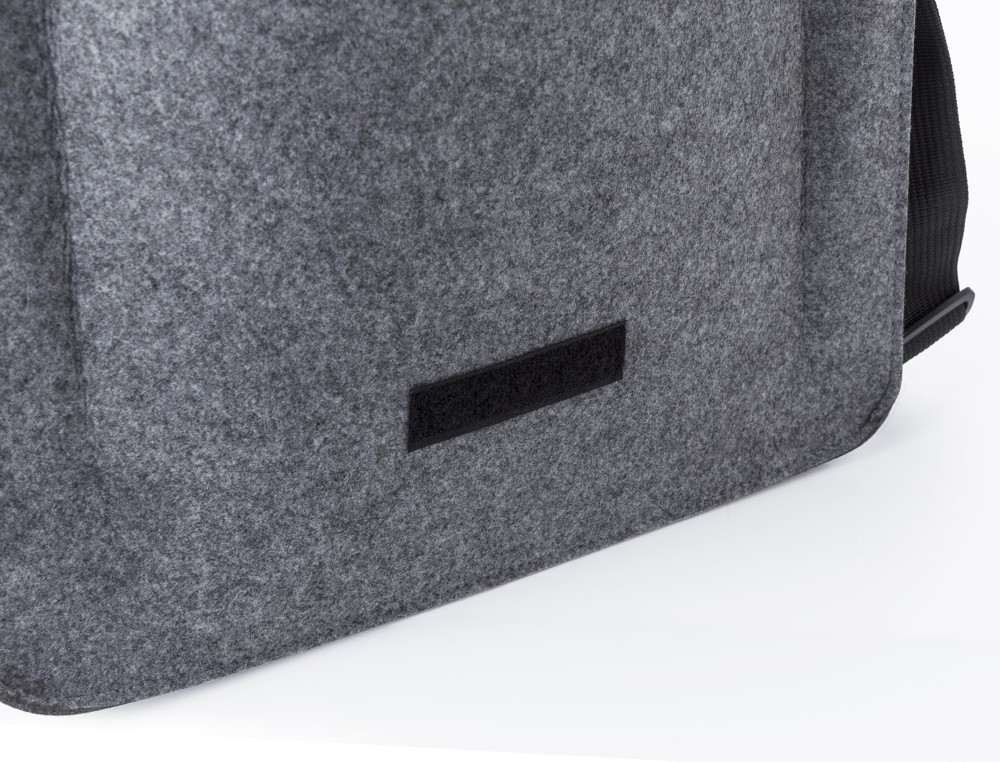 Laptop bag Layla | Felt | 15 inch | Velcro closure