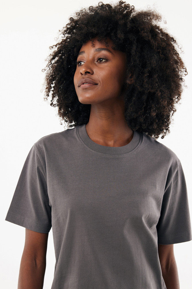 IQONIQ Nikko heavyweight recycled cotton t-shirt