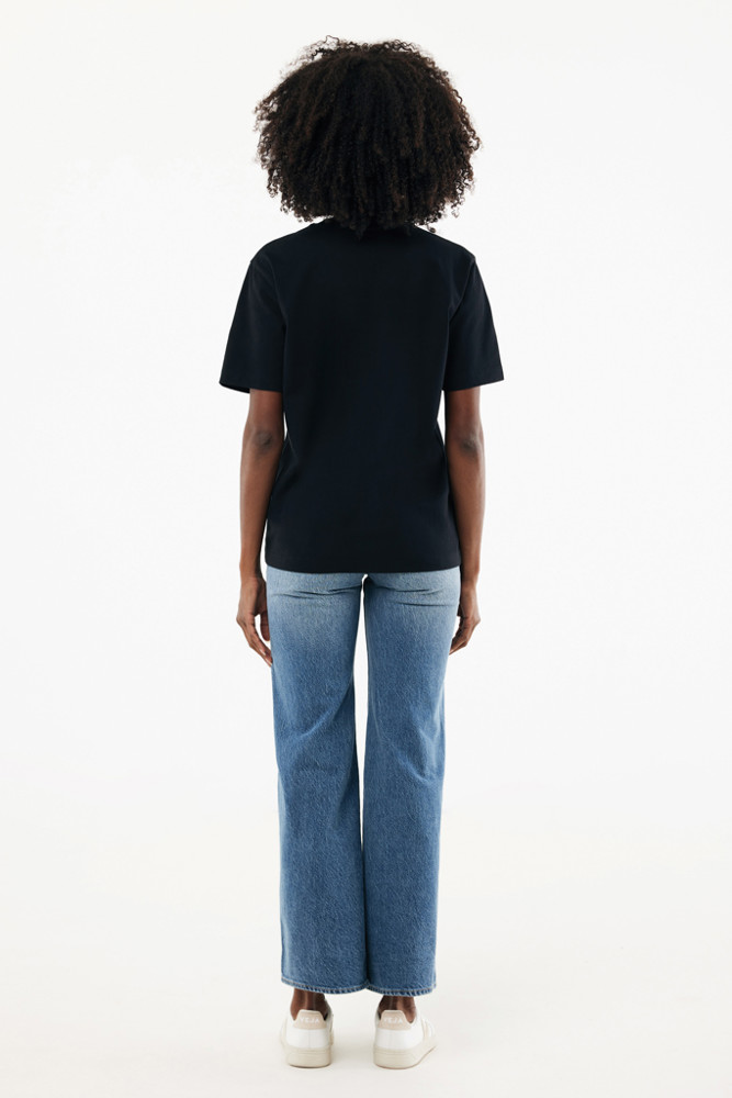 IQONIQ Nikko heavyweight recycled cotton t-shirt