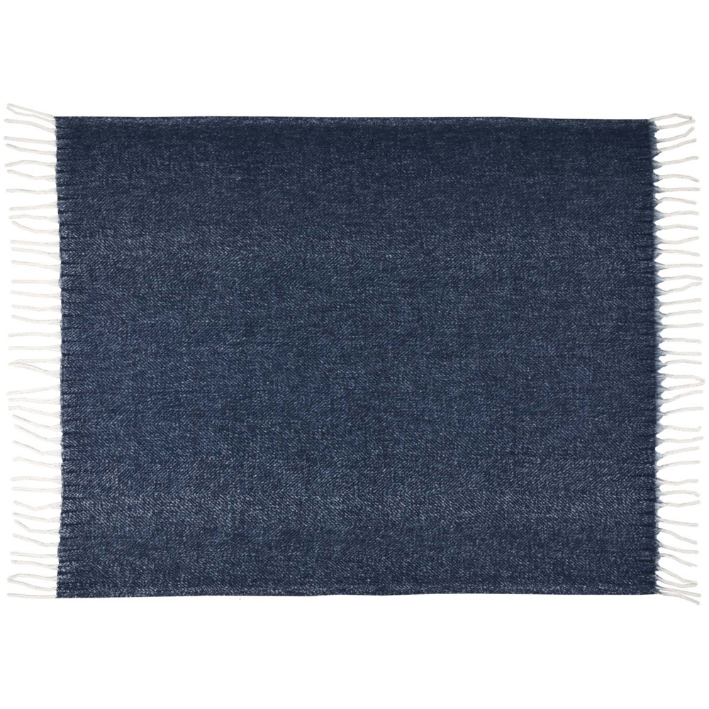 Dolly GRS recycled blanket