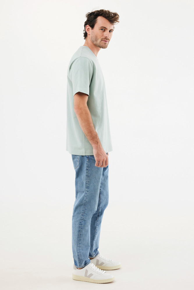 IQONIQ Nikko heavyweight recycled cotton t-shirt