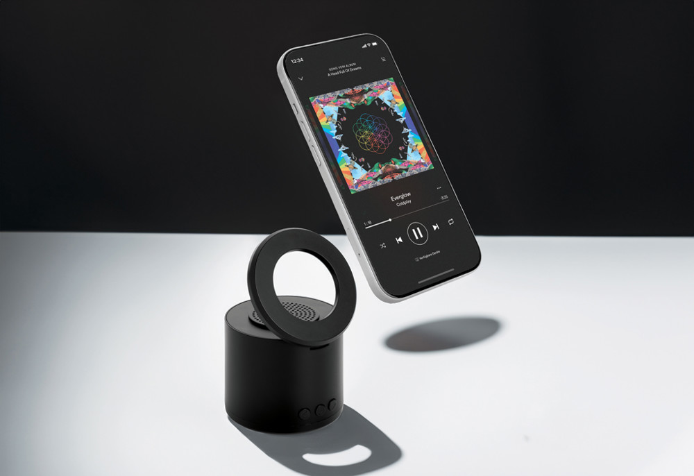 Magpulse RCS recycled plastic 3W speaker w/magnetic holder