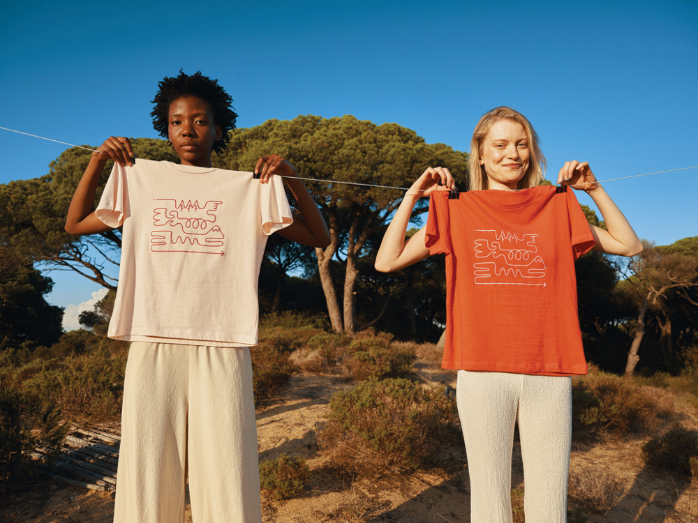 IQONIQ Yala women lightweight recycled cotton t-shirt