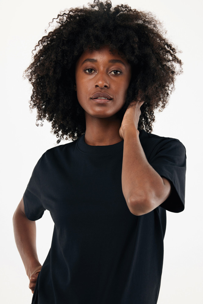 IQONIQ Nikko heavyweight recycled cotton t-shirt